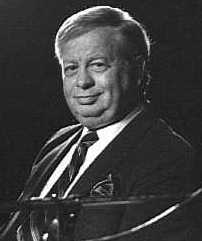 O cantor Mel Torm.